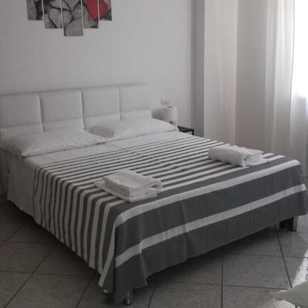 Appartamento al Fiume Colonnella Esterno foto